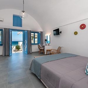 Strand Suite